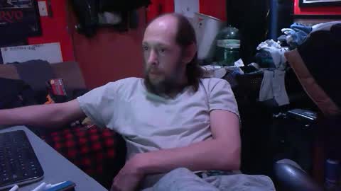 Snapshot of desolation2012 chatting on January 26, 2025, 7:10 am desolation2012 online show from January 26, 2025, 7:10 am