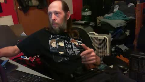 Snapshot of desolation2012 chatting on February 10, 2025, 3:24 am desolation2012 online show from February 10, 2025, 3:24 am