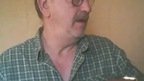 Snapshot of destelp chatting on June 21, 2026, 12:30 pm destelp online show from June 21, 2026, 12:30 pm