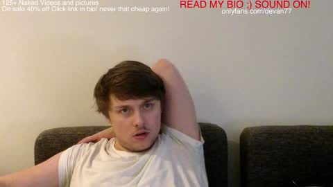 Snapshot of devantheplug chatting on December 28, 2024, 6:50 pm Devan online show from December 28, 2024, 6:50 pm