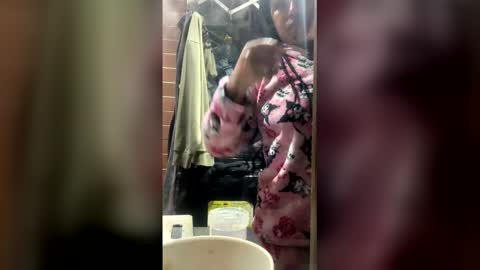 devi_black_13_ online show from March 19, 2026, 2:26 am