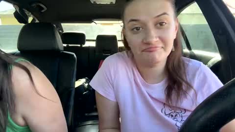 Anna online show from March 8, 2025, 11:48 am