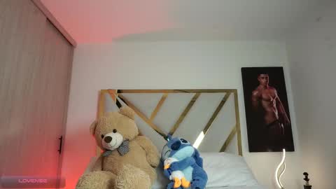 Snapshot of devin_hunter chatting on February 15, 2026, 12:07 am Devin Hunter online show from February 15, 2026, 12:07 am