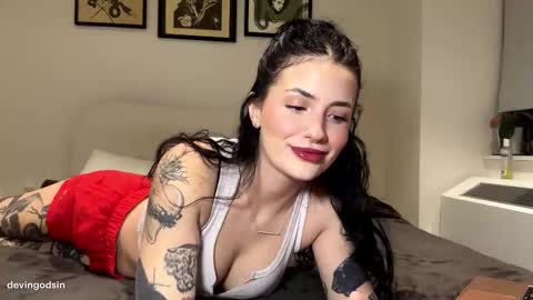 Snapshot of devingodsin chatting on January 19, 2026, 12:58 am Devin online show from January 19, 2026, 12:58 am