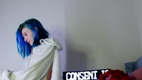 Snapshot of devykitten2018 chatting on March 28, 2026, 3:17 am devykitten online show from March 28, 2026, 3:17 am