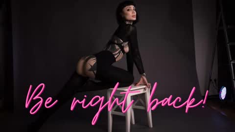 dgtlgrl online show from January 10, 2026, 4:31 pm