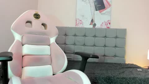 Snapshot of dhalton_x chatting on April 12, 2026, 12:43 pm Dhalton online show from April 12, 2026, 12:43 pm