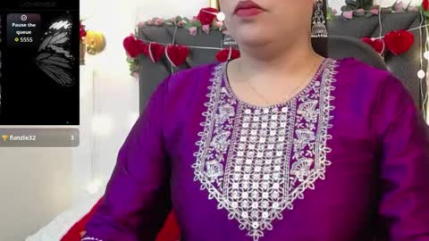 dharanisnisha online show from April 1, 2026, 12:06 pm