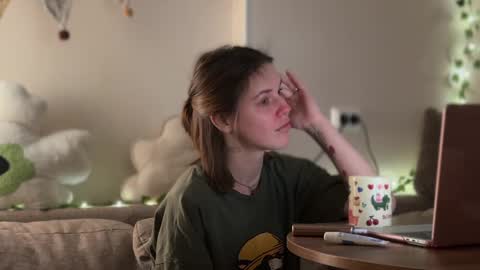 Di Alex online show from February 7, 2025, 4:46 pm