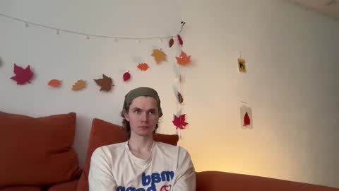 Di Alex online show from October 30, 2025, 9:00 am