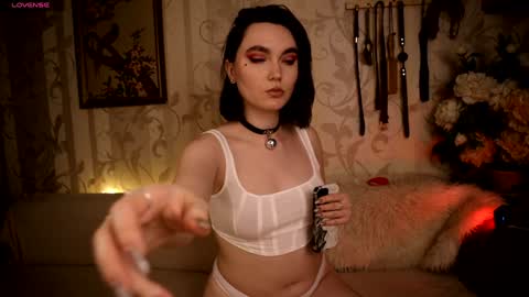 Snapshot of dia__diana chatting on February 7, 2025, 12:06 pm Diana Di Honey online show from February 7, 2025, 12:06 pm