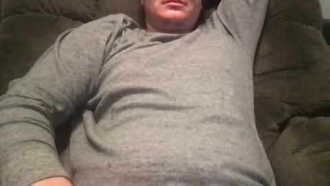 diablo8121 online show from December 3, 2025, 1:53 pm