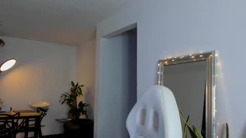 Diego online show from December 27, 2024, 3:42 am