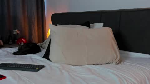 Diego online show from January 14, 2025, 7:21 pm