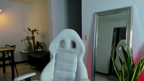 Diego online show from January 31, 2025, 1:01 am