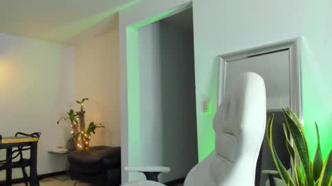 Diego online show from February 14, 2025, 4:47 am