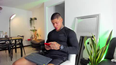 Diego online show from March 7, 2025, 12:58 am