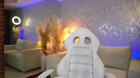 Diego online show from February 13, 2026, 2:02 pm