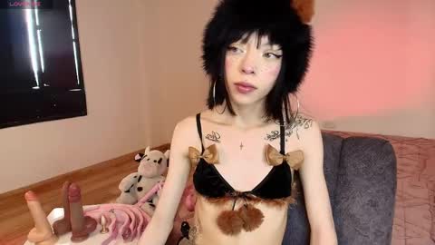 Diamond  online show from May 28, 2026, 2:14 pm