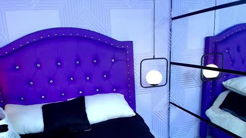 Camila and Megan online show from January 13, 2026, 11:04 am