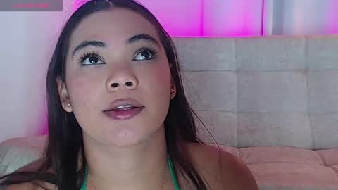 diamond_canela online show from December 8, 2024, 7:54 pm