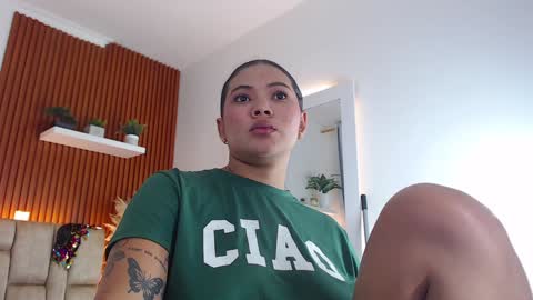 diamond_canela online show from January 22, 2025, 5:16 am