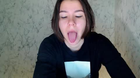 diamond is online show from November 26, 2025, 9:49 pm