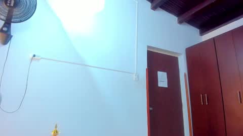 Snapshot of diamond_sweet0 chatting on May 9, 2026, 3:01 am Diamond online show from May 9, 2026, 3:01 am