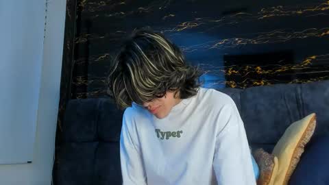 diamond_twink online show from October 9, 2025, 7:34 pm