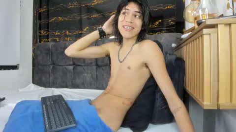 diamond_twink online show from February 28, 2026, 2:07 pm