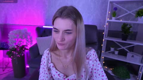 DiamondNina online show from February 1, 2026, 7:56 pm