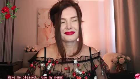 Diana DeLua online show from October 26, 2025, 10:54 am