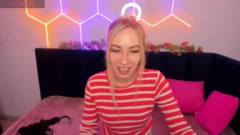 Snapshot of diana_garrett chatting on December 31, 2024, 1:47 am Diana  online show from December 31, 2024, 1:47 am