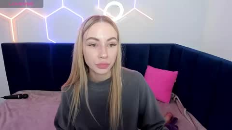 Snapshot of diana_garrett chatting on February 13, 2025, 8:48 am Diana  online show from February 13, 2025, 8:48 am