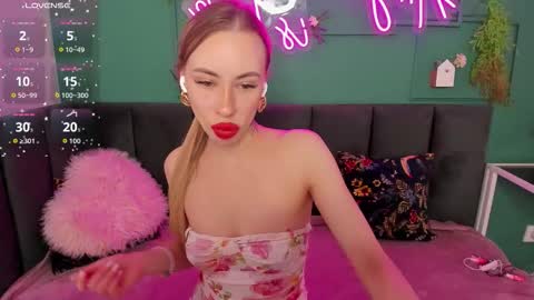 Diana  online show from March 27, 2026, 2:17 am