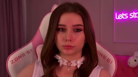 Diana online show from February 3, 2025, 7:00 pm