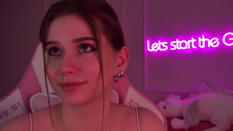 Diana online show from February 7, 2025, 4:37 am