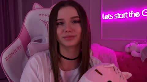 Diana online show from February 19, 2025, 3:28 am