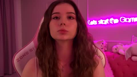 Diana online show from February 23, 2025, 6:23 pm