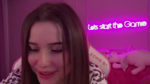 Diana online show from March 2, 2025, 10:05 pm