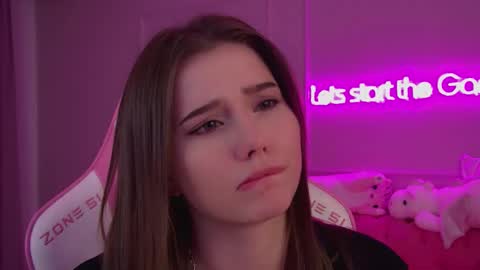 Diana online show from March 5, 2025, 2:14 am