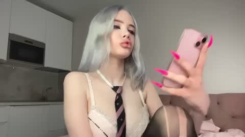 Diana  online show from June 22, 2026, 9:34 pm