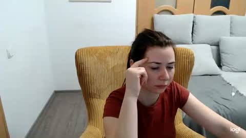 dianasmiey7 online show from April 8, 2026, 8:25 am