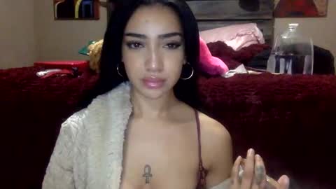 Dianaseshh online show from February 17, 2026, 6:21 am