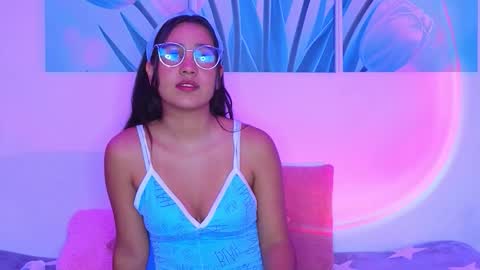 Snapshot of dianayleo chatting on November 30, 2025, 1:59 pm Ana Leo online show from November 30, 2025, 1:59 pm