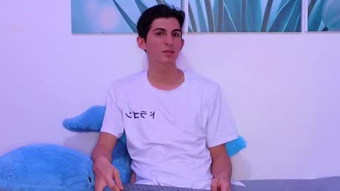 Snapshot of dianayleo chatting on February 22, 2026, 3:43 pm Ana Leo online show from February 22, 2026, 3:43 pm