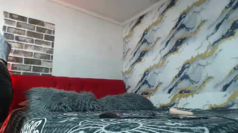 diani123 online show from October 15, 2025, 5:46 pm