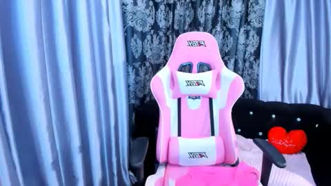 Dianna online show from November 6, 2025, 3:29 am