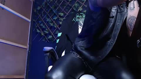 DICAPRIO online show from January 8, 2026, 5:48 pm