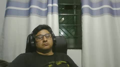 dickeduardo online show from January 19, 2026, 6:06 am